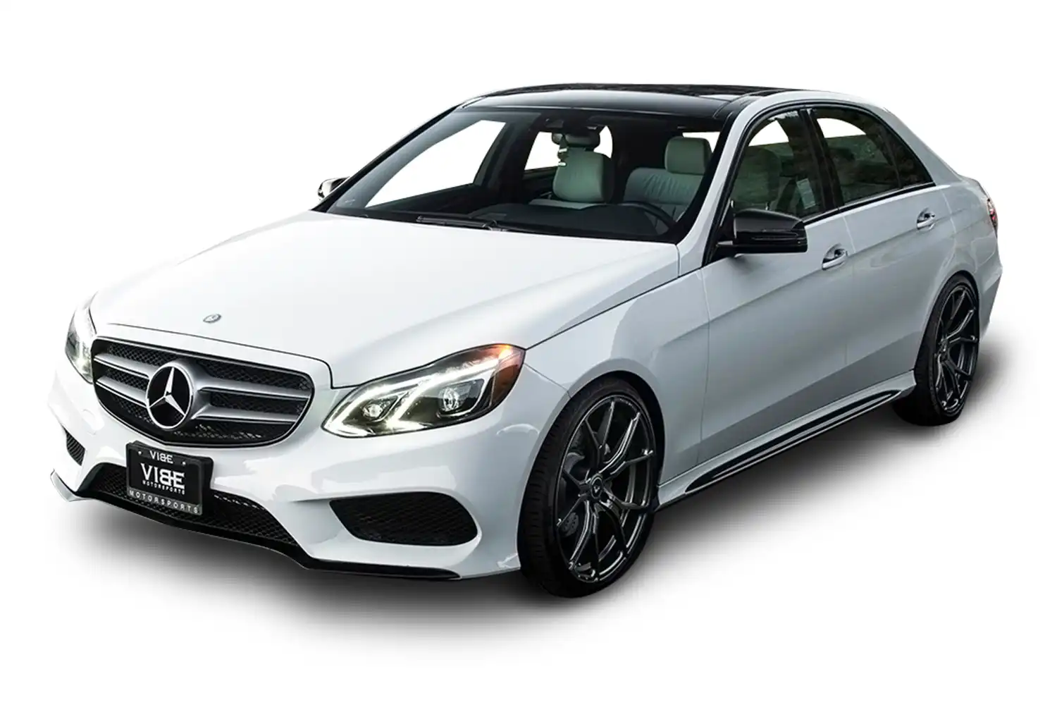 alt="mercedes e class"